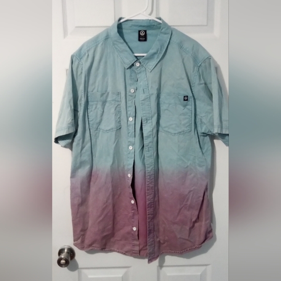Neff Casual Button Down Shirt Blue and Pink Gradient - Picture 1 of 3